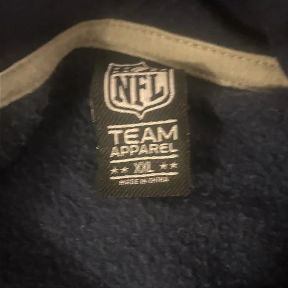 Dallas Cowboys Navy Hoodie - Picture 3 of 3